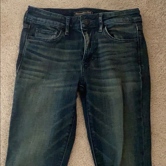 Jeans - Picture 2 of 3